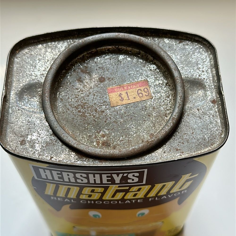 Vintage 70s Hershey's Instant Chocolate Drink Mix Tin - Picture 4 of 9